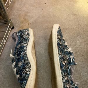 Skechers bobs with fur